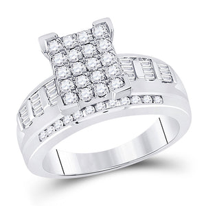 10kt White Gold Round Diamond Cluster Bridal Wedding Engagement Ring 7/8 Cttw